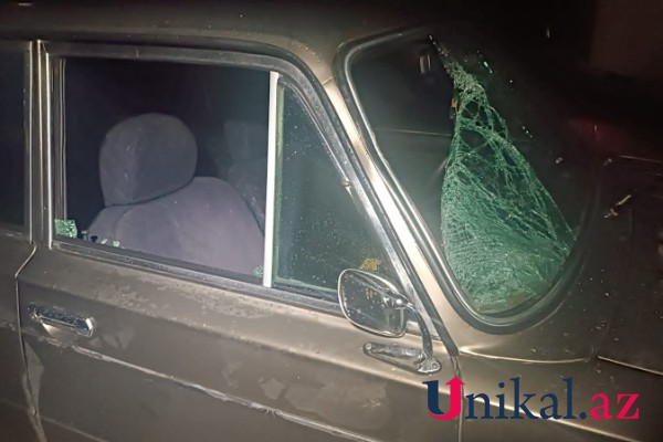Tovuzda yolu keçmək istəyən qadınımaşın vurub öldürdü Tovuzda yolu keçmək istəyən qadınımaşın vurub öldürdü